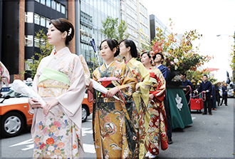 旧七夕会「花行列」のイメージ